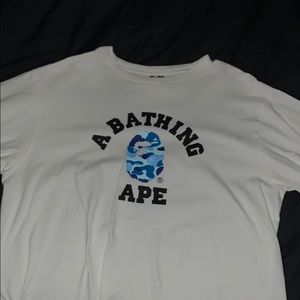 used Bape white College camo blue tshirt XXL